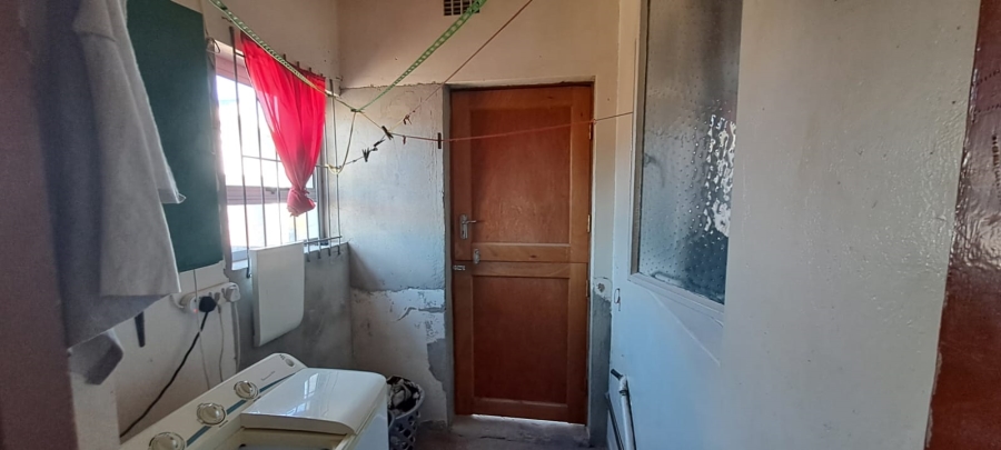 4 Bedroom Property for Sale in Laaiplek Western Cape